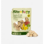 Load image into Gallery viewer, Freeze Dried Chicken Pumpkin Spinach Dog and Cat Treats, 3.5oz
